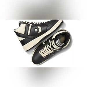Converse Weapon High Black Natural Ivory Sneakers Men’s 9.5 / Women’s 11 NIB